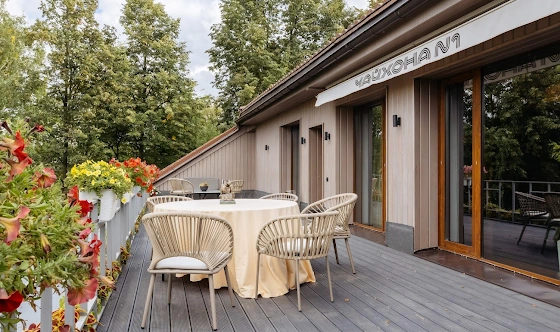 Фото №20 зала Караоке-зал  с террасой 