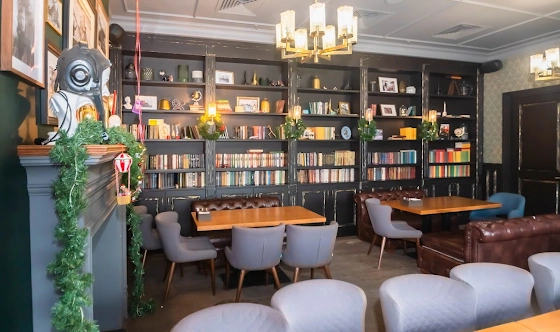 Фото №10 зала Библиотека