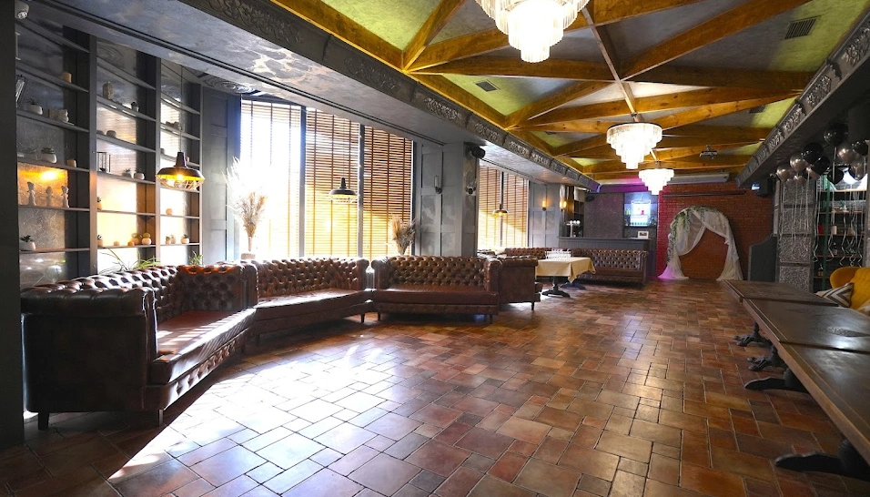 Фото №3 зала Сценический зал