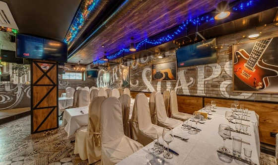 Фото №4 зала  Ресторан Beer&Friends