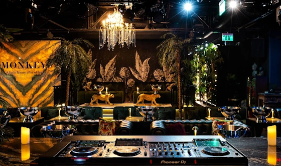 Фото №18 зала Monkey Lounge & Bar