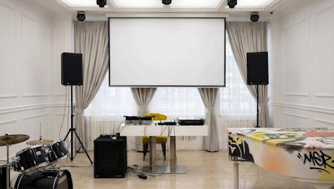 Фото №4 зала Основной зал