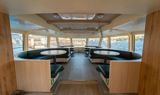 Фото №6 зала Палуба