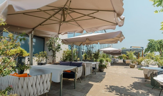 Фото №2 зала Летняя площадка