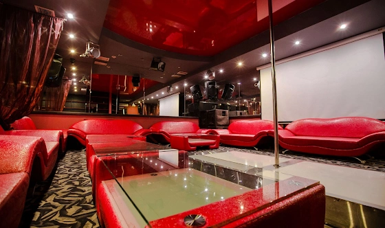 Фото №3 зала Караоке-зал