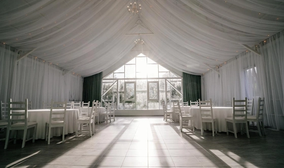 Фото №11 зала Барнхаус