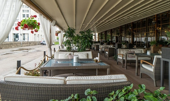 Фото №16 зала Летняя веранда 