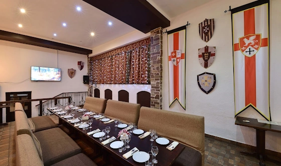 Фото №3 зала Караоке-зал «Средневековый»