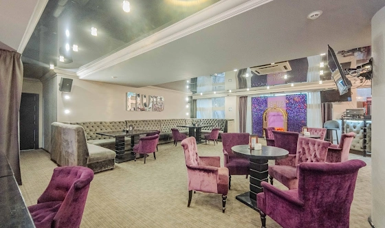 Фото №2 зала Караоке-бар Elvis