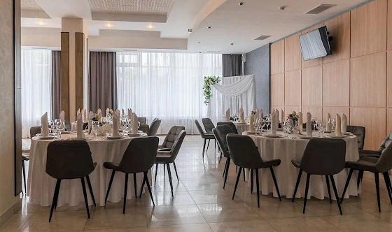 Фото №2 зала Ресторан