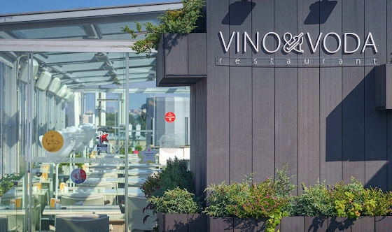 Фото №1 зала Терраса "Вино и вода"