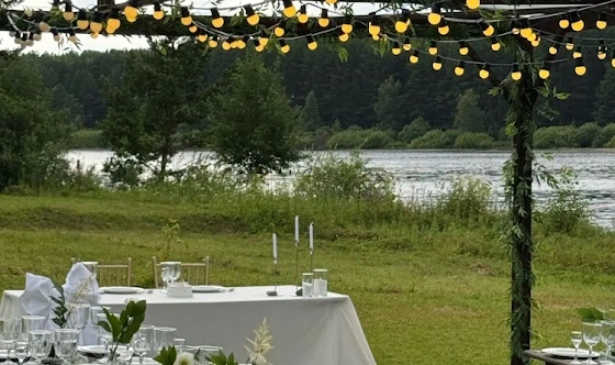 Фото №4 зала Беседка на берегу реки