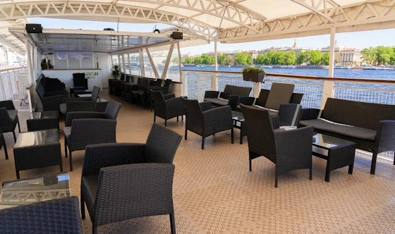 Фото №8 зала Палуба