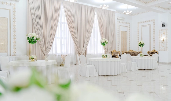 Фото №13 зала Версаль