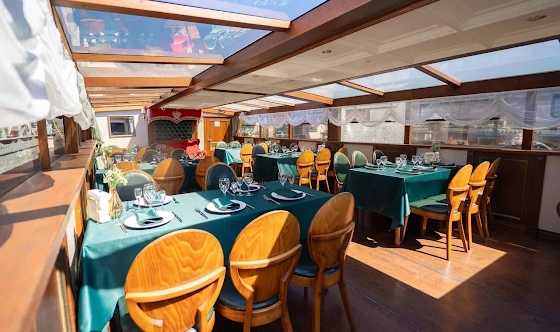 Фото №1 зала Палуба