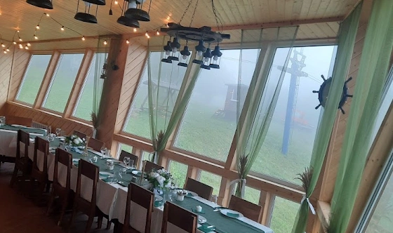 Фото №3 зала Беседка "Кают-Компания"