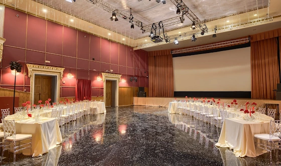 Фото №3 зала Зал «Хрустальный»