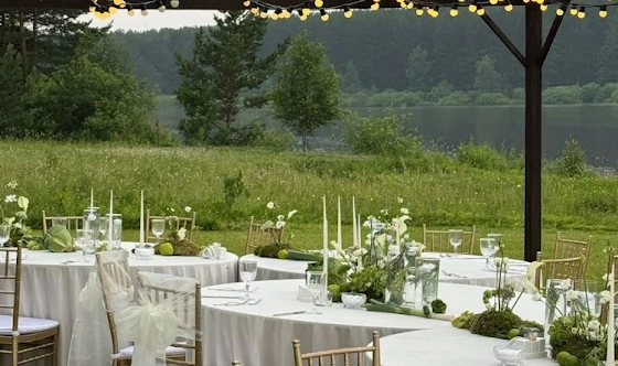 Фото №10 зала Беседка на берегу реки