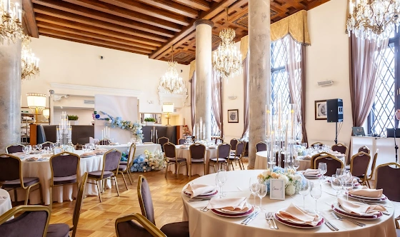 Фото №1 зала Ресторан  «Джанус»