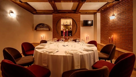 Фото №2 зала Amici Grand Hotel 