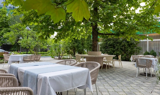 Фото №1 зала Летняя веранда 