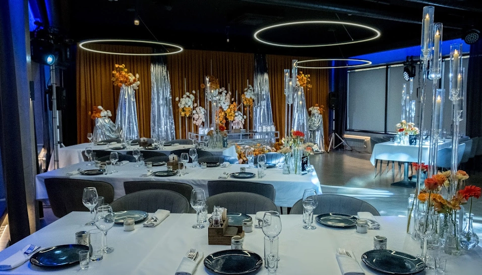 Фото №4 зала Ресторан