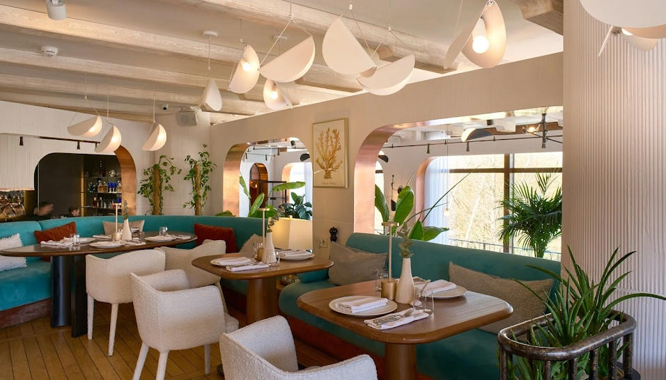 Фото №16 зала Верхняя палуба