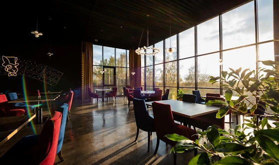 Фото №2 зала Ресторан