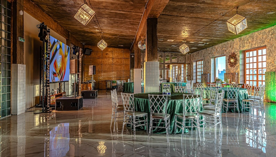Фото №4 зала Зал "WHITE HALL"