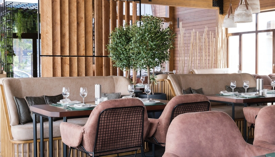 Фото №8 зала Новый летний ресторан Шале