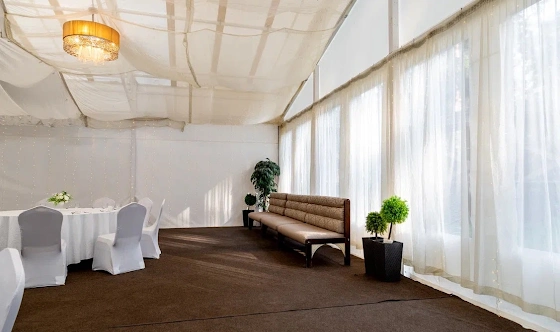 Фото №10 зала Банкетный шатер "Крепость"