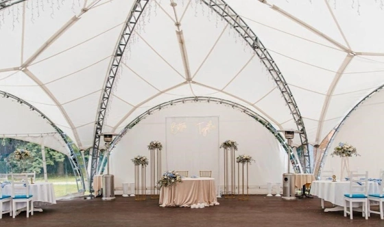 Фото №1 зала Шатер на озере