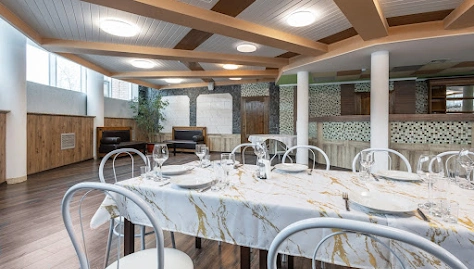 Фото №5 зала Зал с камином