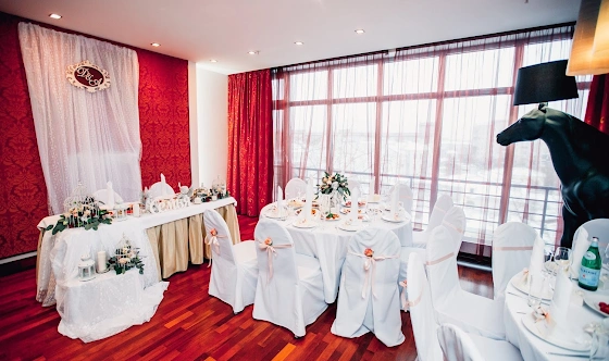 Фото №2 зала Номер Люкс Cherman