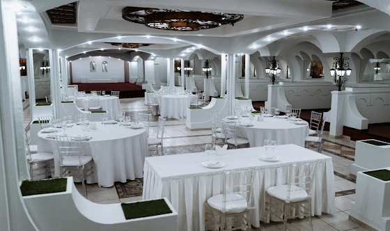 Фото №12 зала Ресторан «Измайловский двор»