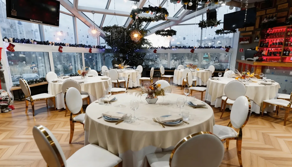 Фото №2 зала Ресторан