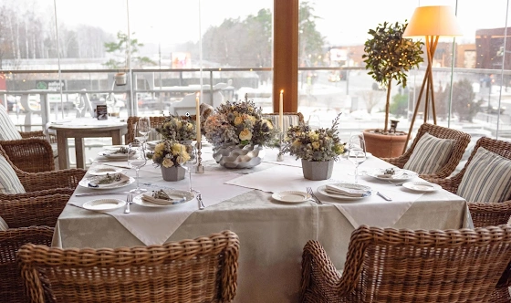 Фото №2 зала Летняя веранда