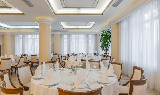 Фото №6 зала Русская Версалия