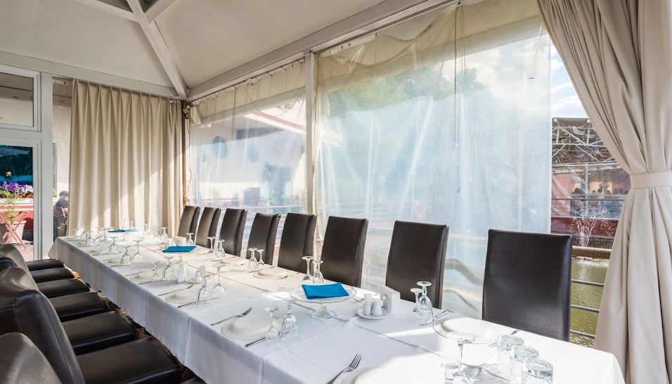 Фото №17 зала Шатер на пирсе №2