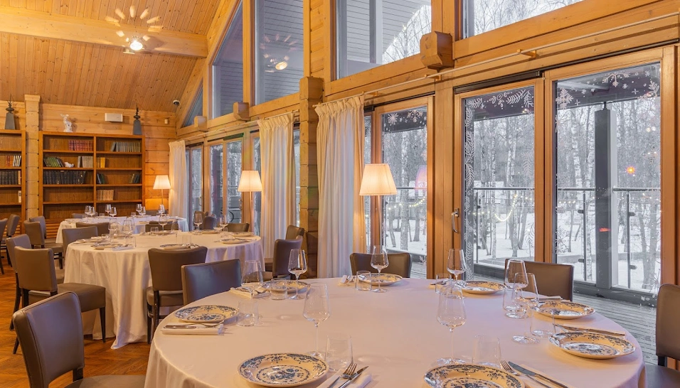 Фото №4 зала Библиотека