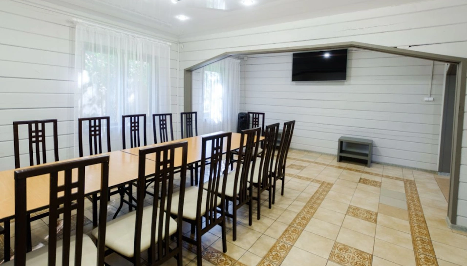 Фото №2 зала Гостевой дом с верандой