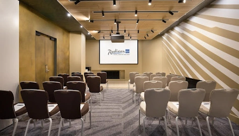 Фото №1 зала Конференц-зал "Азов" 