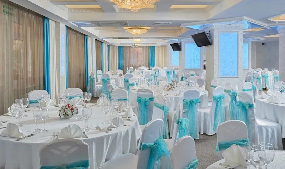 Фото №1 зала Ресторан «Бурлак»