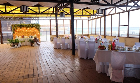 Фото №2 зала Площадка «Фестивальная»