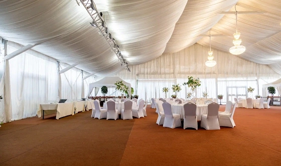 Фото №12 зала Банкетный шатер "Кристалл"