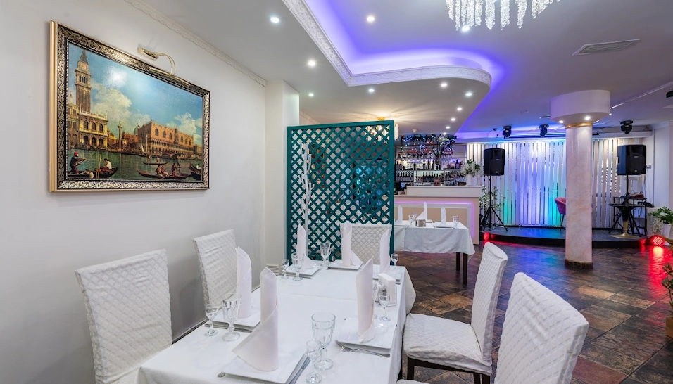 Фото №12 зала Зал на 2 этаже