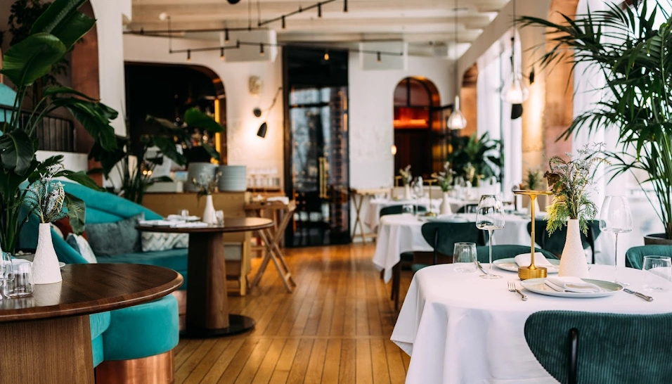 Фото №1 зала Нижняя палуба