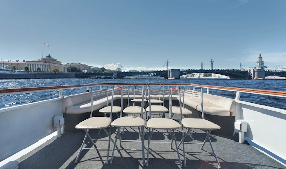 Фото №11 зала Палуба