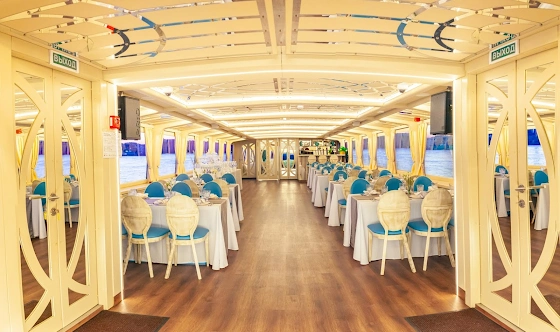 Фото №19 зала Палуба