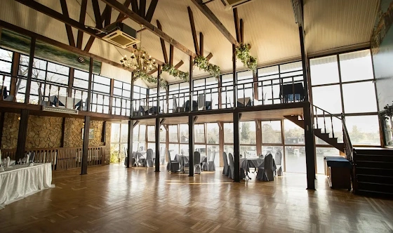 Фото №16 зала Зал на 100 человек